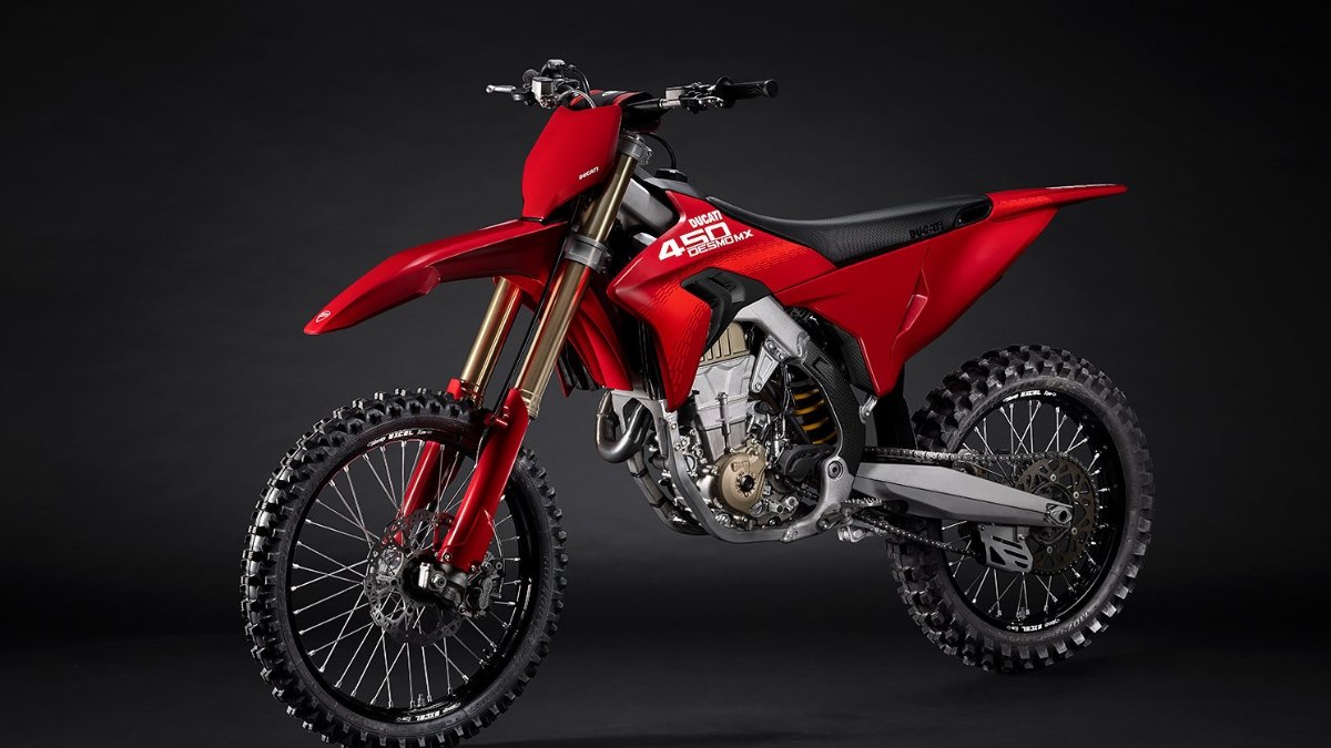 Ducati Desmo450 MX